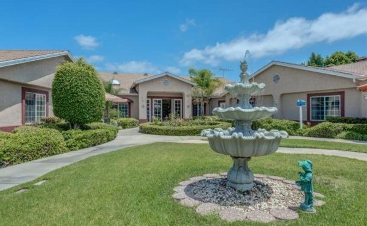 crescent-landing-at-garden-grove-memory-care-92845-21638_8