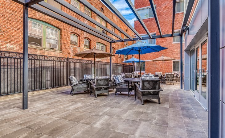 hollywood-hills-a-pacifica-senior-living-community-90028-23118_6
