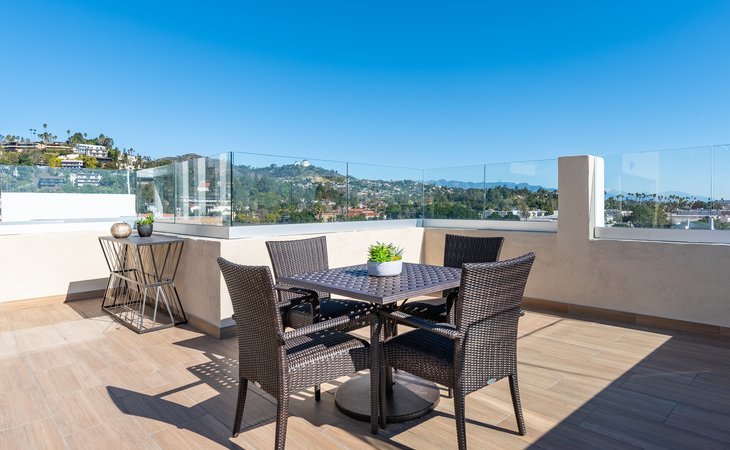 hollywood-hills-a-pacifica-senior-living-community-90028-23118_9