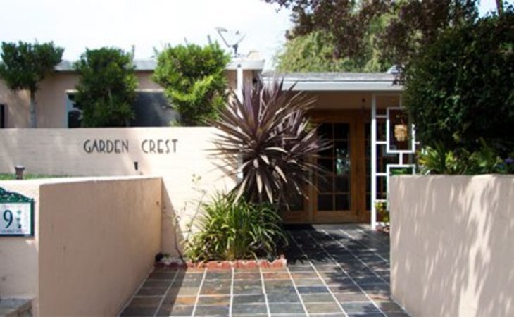 garden-crest-assisted-living-facility-90026