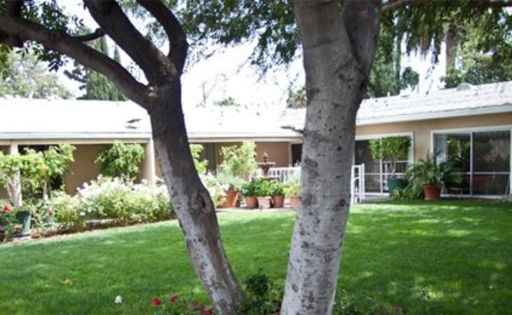 garden-crest-assisted-living-facility-90026-23221_4