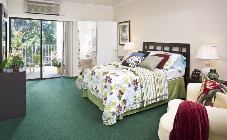 regency-park-oak-knoll-91101-25138_2
