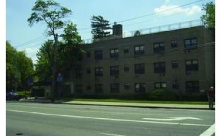 hollis-park-manor-nursing-home-11423