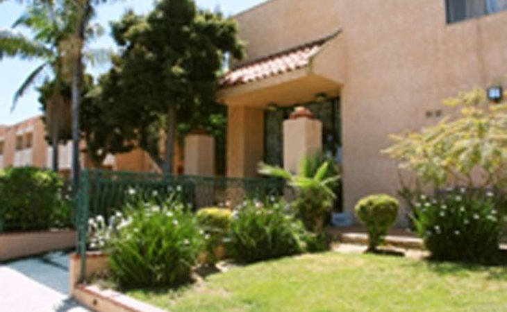 palos-verdes-villa-90275
