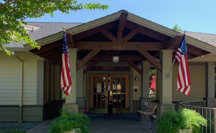oakdale-heights-assisted-living-96003