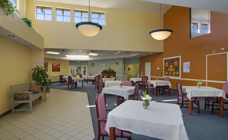 point-loma-estates-memory-care-92110-26996_3