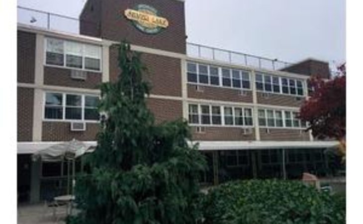 silver-lake-specialized-rehab-and-care-center-10301-2733_2