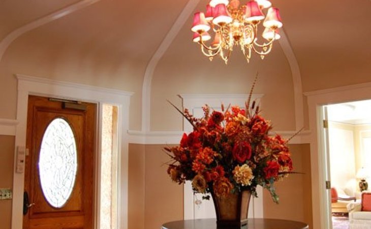 alexander-gardens-assisted-living-93105