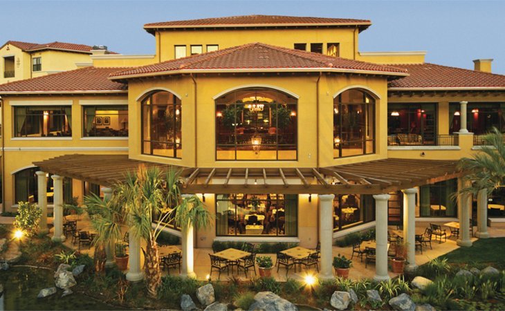 university-village-thousand-oaks-91360