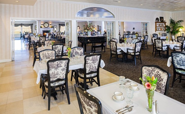 sterling-inn-92395-30216_3