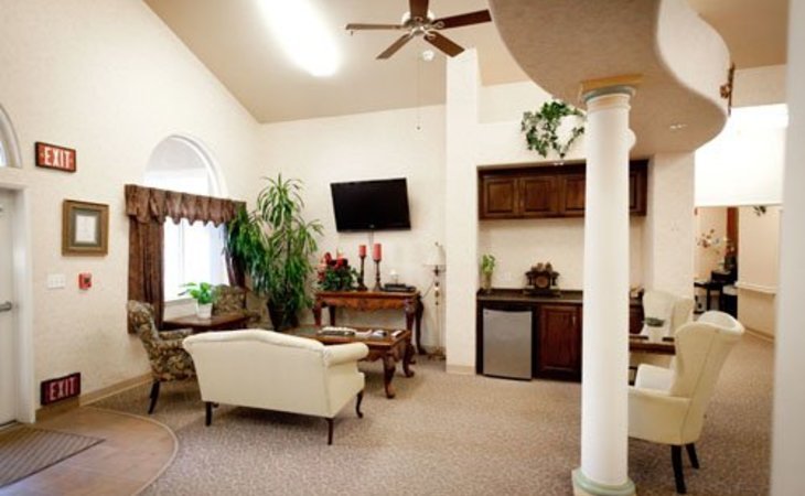 magnolia-park-assisted-living-93292-30238_2