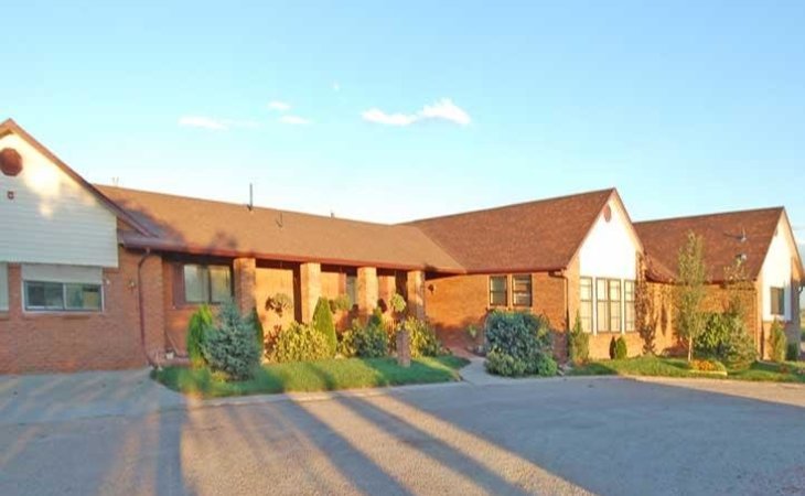 apple-leaf-assisted-living-80513