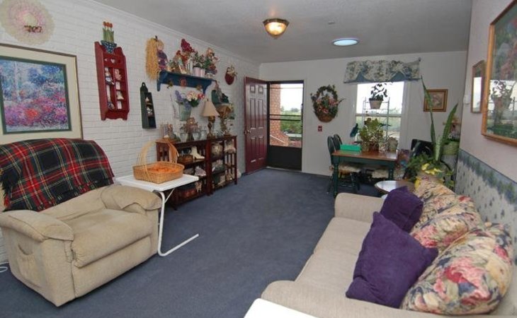 apple-leaf-assisted-living-80513-30889_5