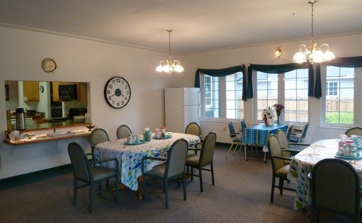 aladdin-at-brush-assisted-living-80723-30905_7