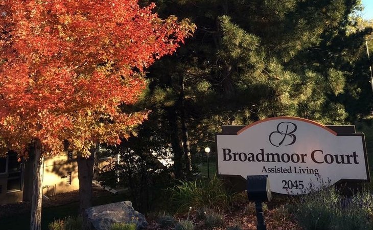 broadmoor-court-assisted-living-80906-30935_2
