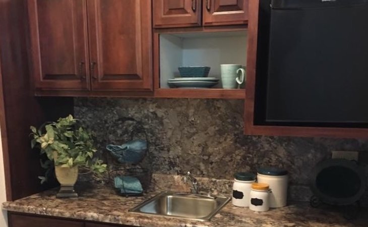 broadmoor-court-assisted-living-80906-30935_5