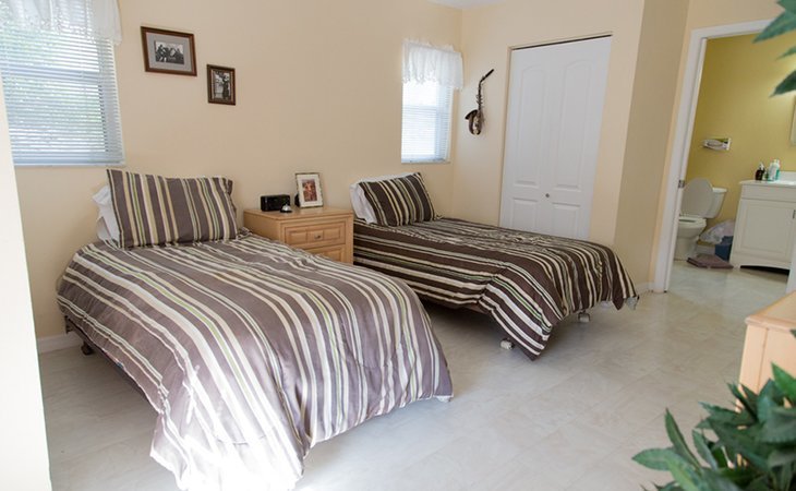 curlew-care-of-clearwater-33761-31436_4