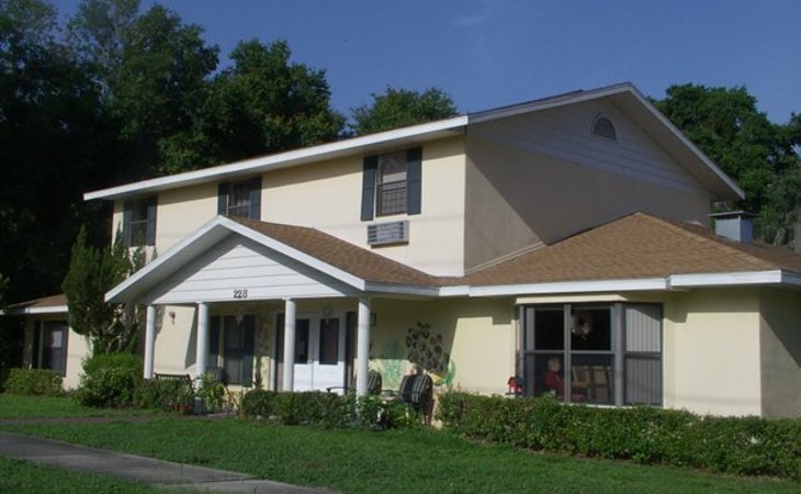 eustis-senior-care-32726