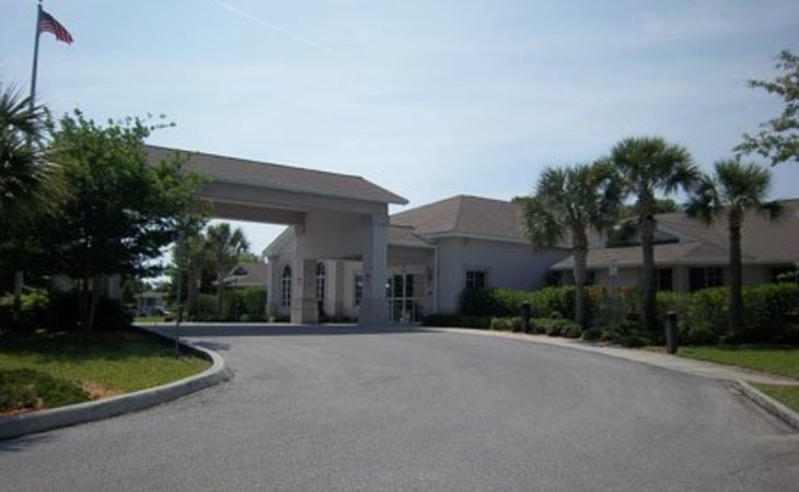magnolia-gardens-assisted-living-33781