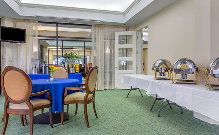 brookdale-bayshore-33611-33398_6