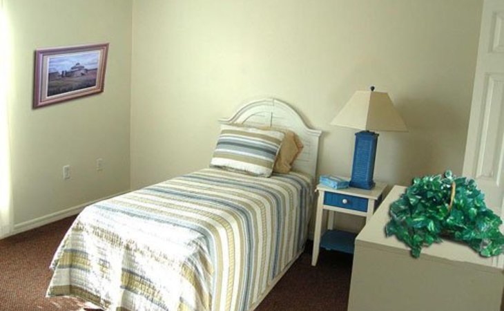 dixie-oak-manor-llc-32967-33491_4