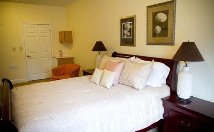 summerset-assisted-living-30331-33740_4