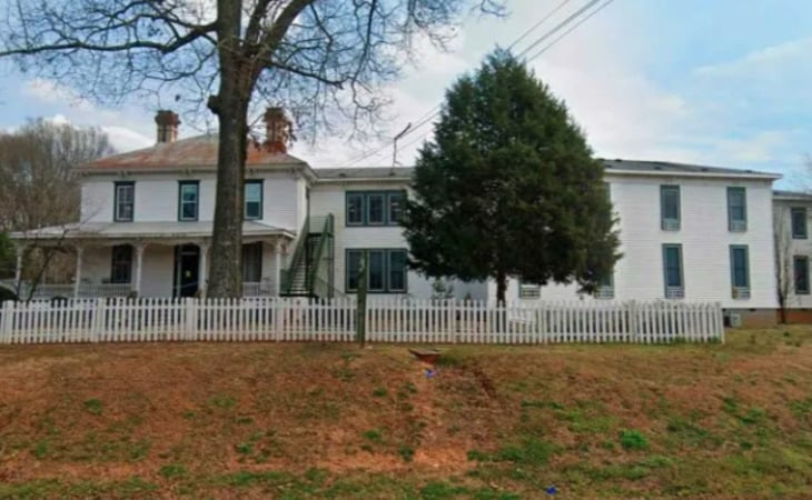 burnt-hickory-residences-30120