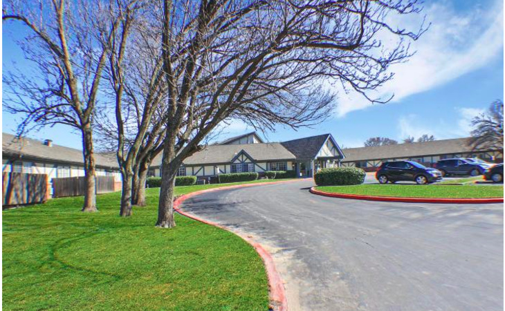 the-cottage-at-woodland-hills-74133