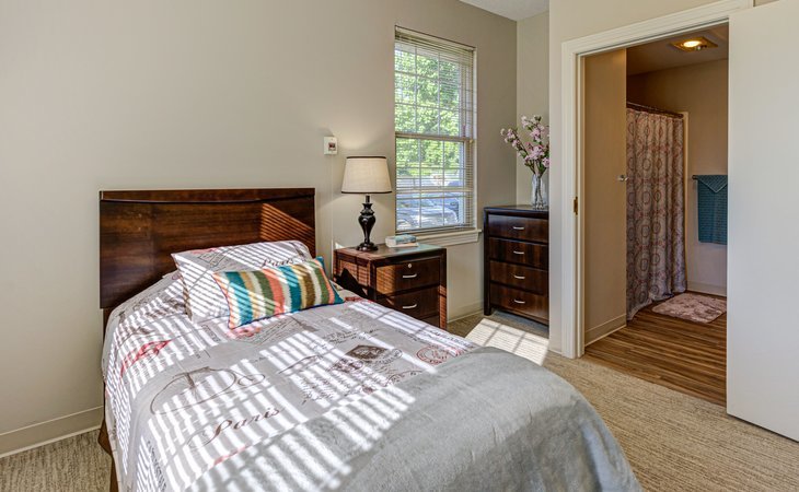 charlotte-stephenson-manor-49221-36434_4