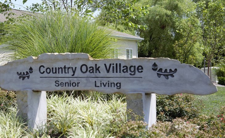 country-oak-village-64029-37758_2