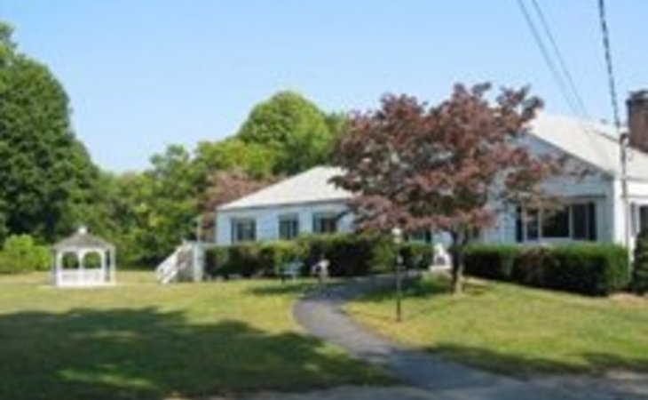 meadowbrook-manor-06409