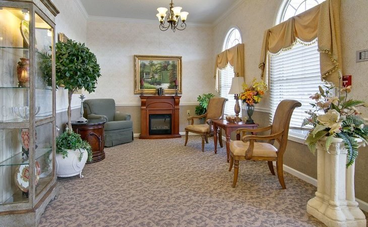 lakewood-senior-living-65810-38130_2
