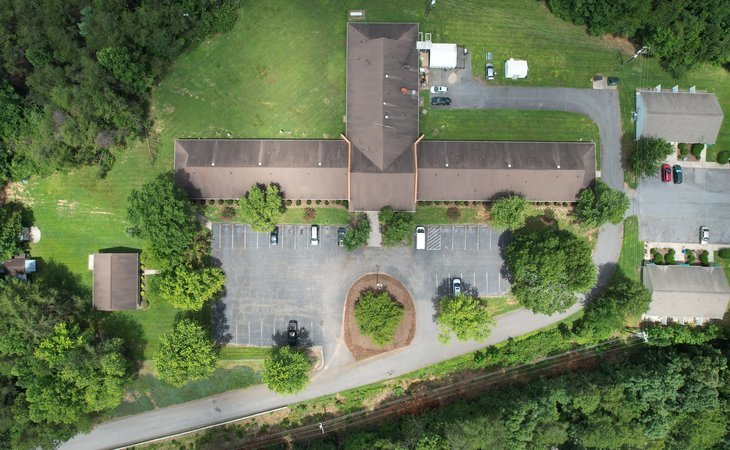 yadkin-valley-senior-living-28621