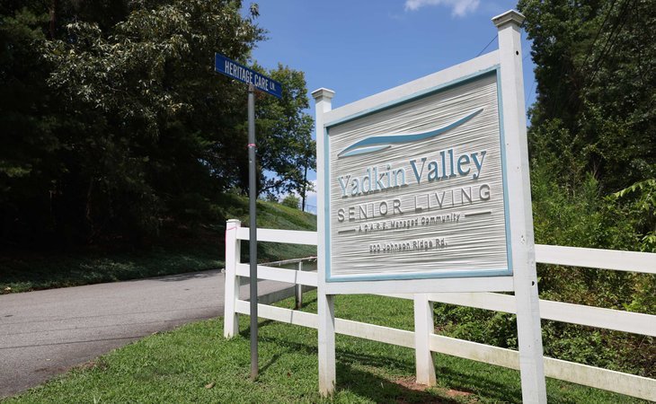 yadkin-valley-senior-living-28621-38305_6