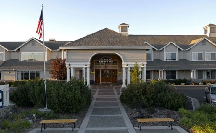 atria-summit-ridge-89523