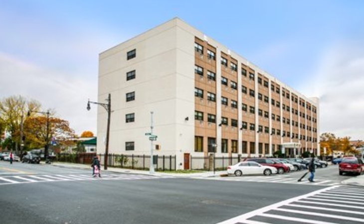 bronxwood-assisted-living-10467