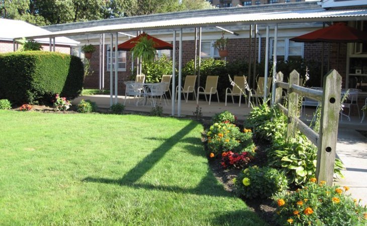 sutton-gardens-senior-living-11354-39405_4