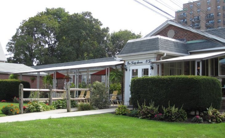 sutton-gardens-senior-living-11354-39405_5