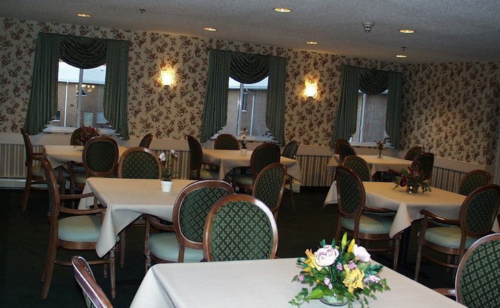 omni-west-assisted-living-44509-40202_6