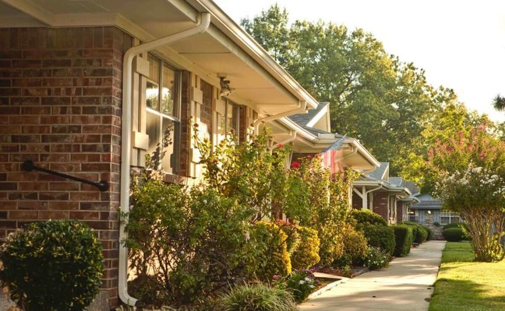 university-village-retirement-community-74137-40315_5
