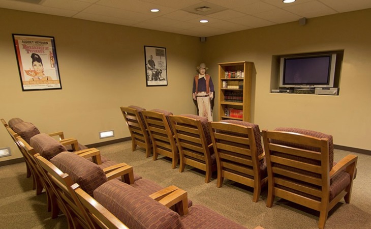 fox-hollow-independent-assisted-living-community-97701-40358_3