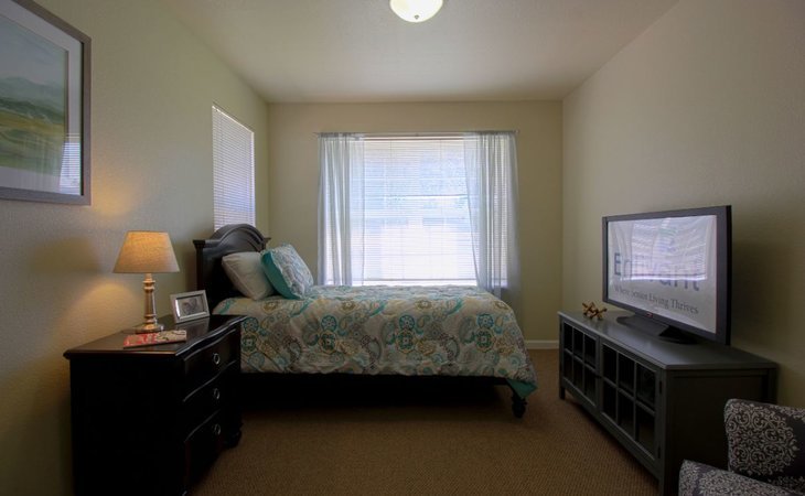 rogue-river-place-97603-40482_7