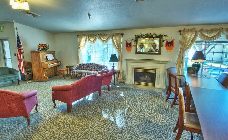 dorian-place-assisted-living-facility-97914-40553_3