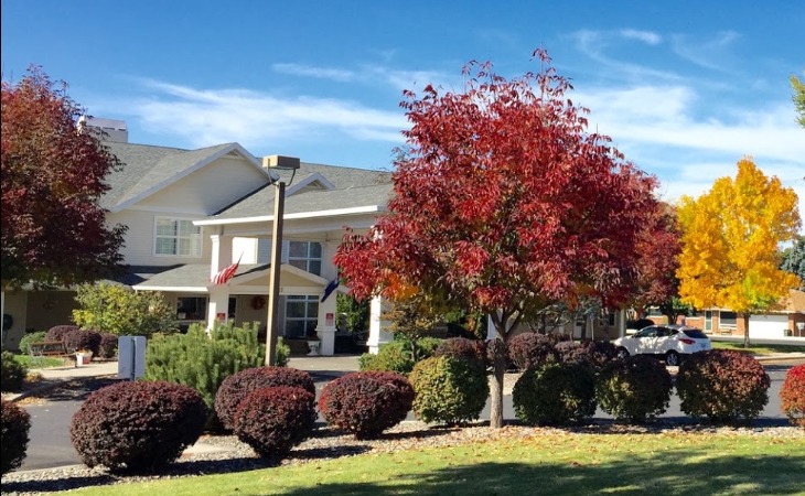 mckay-creek-estates-assisted-living-97801-40564_1