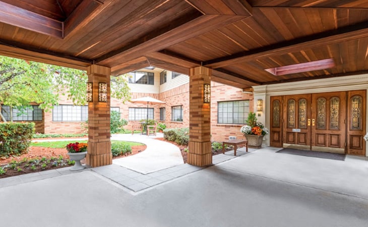west-hills-village-senior-residence-97219