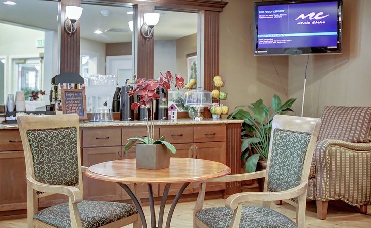 prestige-senior-living-riverwood-97062-40709_2