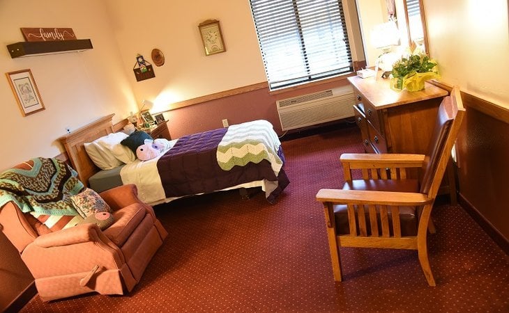 belle-reve-senior-living-18337-41445_5