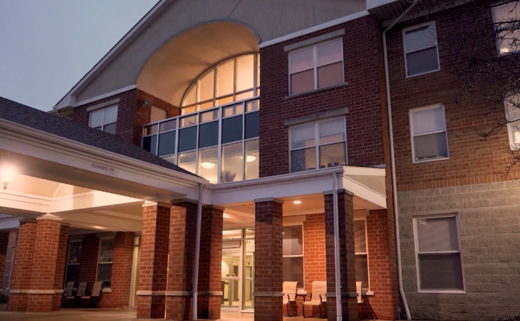 paramount-senior-living-at-south-hills-15236