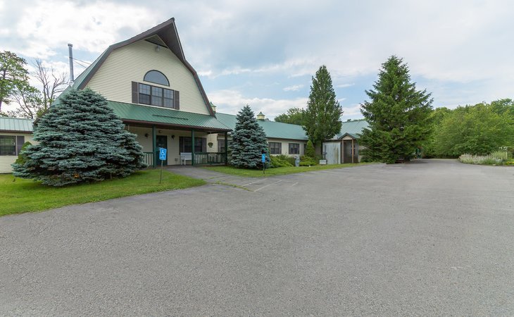 twin-cedar-senior-living-18458-41911_5
