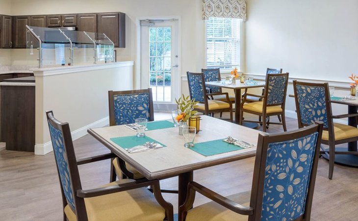 atria-aquidneck-place-02871-42143_5